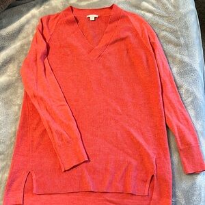 Gap XS salmon colored tunic sweater